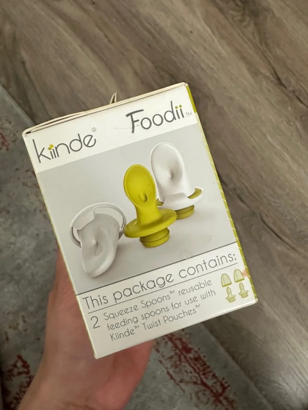 Kiinde Foodii Squeeze Spoons - Green Silicone Feeding Spoons - Picture 2 of 2